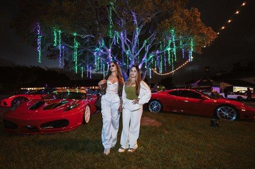 mobile - carousel-hero-element image-16